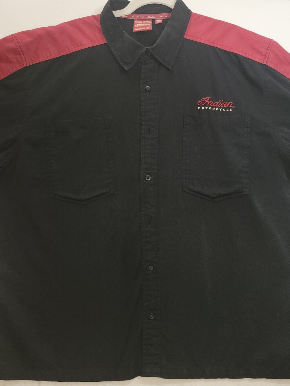 Indian Motorcycle Official Apparel Red & Black Button-Down Shirt